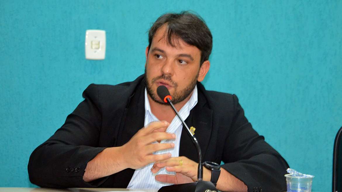 André Neves solicita pavimentação asfáltica e sistema de drenagem para localidade Conselheiro Alberto Silva