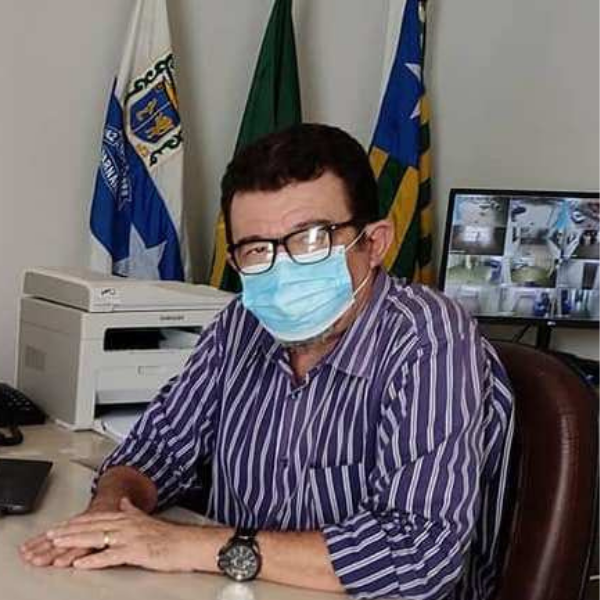 URGENTE: Presidente da Câmara pede que Florentino Neto informe quando a CoronaVac começará a ser aplicada em Parnaíba