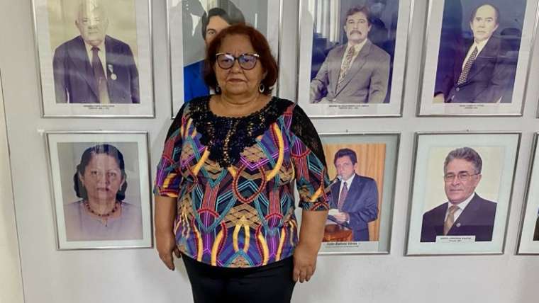 Ex-vereadora entra para Galeria dos Presidentes do Legislativo