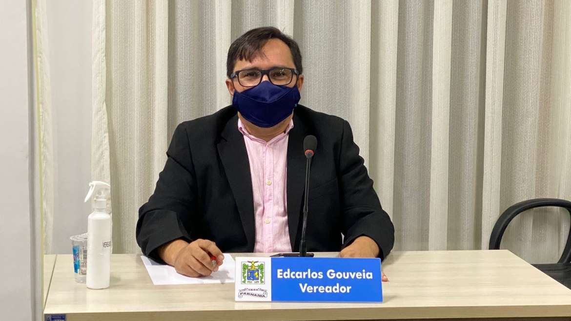 Vereador Edcarlos Gouveia solicita melhoria na iluminação pública e pavimentação poliédrica