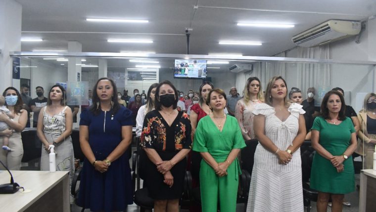 Câmara de Parnaíba entrega o Prêmio Mulher de Destaque 2022
