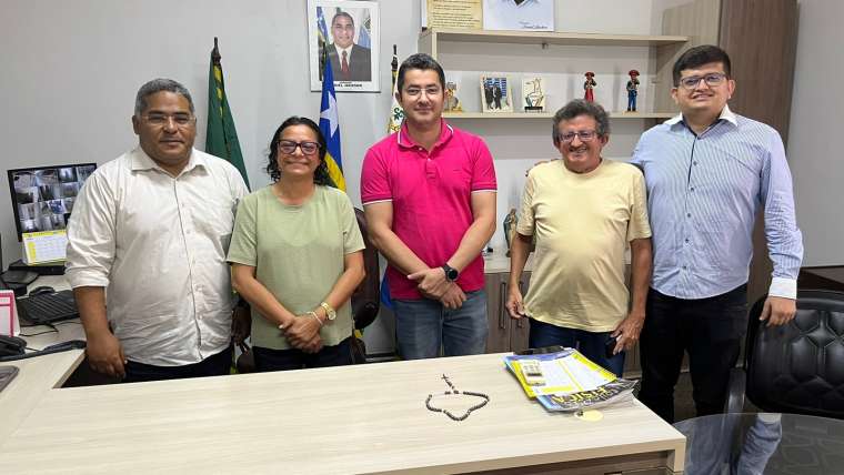 Em reunião com SINTE-PI, presidente da Câmara Municipal garante apoio ao reajuste dos professores de Parnaíba