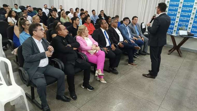 Escola do Legislativo promove palestra sobre papel institucional do Poder Legislativo Municipal