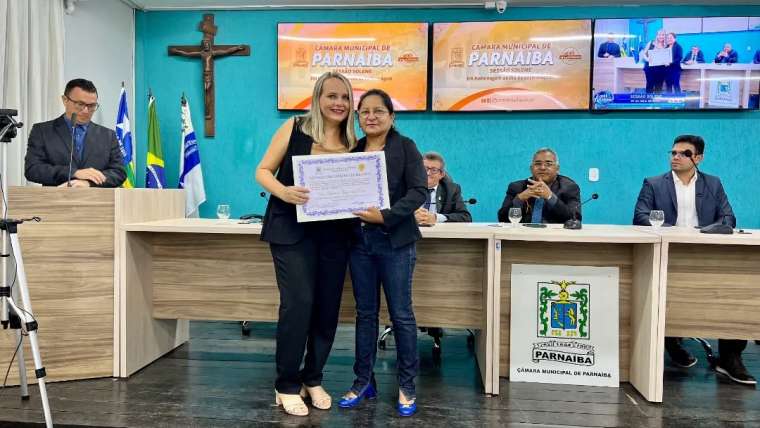 Câmara Municipal de Parnaíba realiza solenidade em homenagem ao Dia da Enfermagem