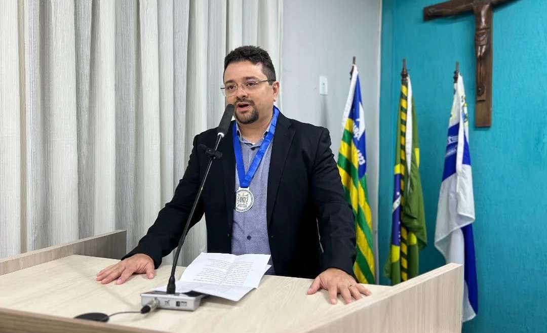 Câmara concede Título de Cidadania e Medalha do Mérito Legislativo ao Sr. Márcio Mauriz Leal