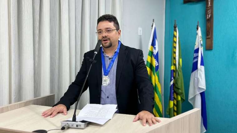Câmara concede Título de Cidadania e Medalha do Mérito Legislativo ao Sr. Márcio Mauriz Leal