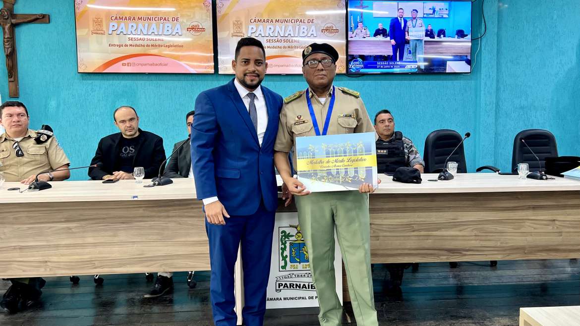 Câmara homenageia efetivo da 2ª CIPA com Medalha do Mérito Legislativo Municipal “Vereador Alcenor Candeira”