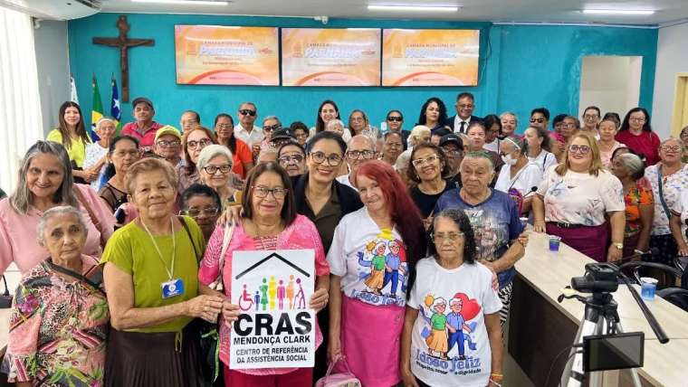 Sessão Solene da Câmara Municipal realiza homenagem pelo Dia do Idoso