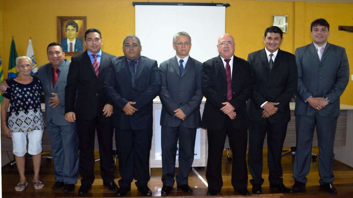 Prefeito e Vereadores tomam posse para o mandato de 2017/2020