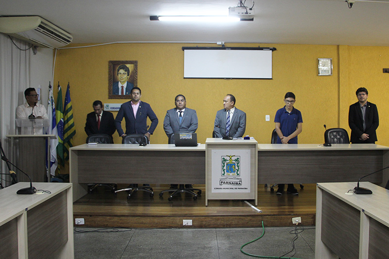 Estudante conquista o Ouro na OBMEP e é homenageado pelo Legislativo de Parnaíba