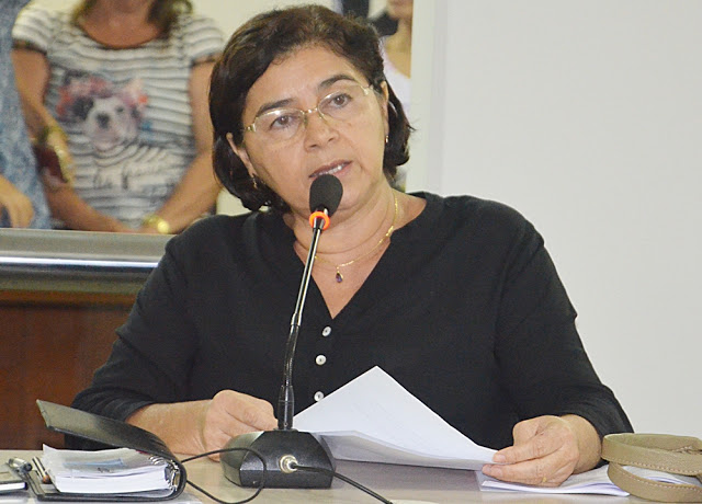 Fátima Carmino apresentará Projeto que cria campanha “Dezembro Verde” contra abandono de animais