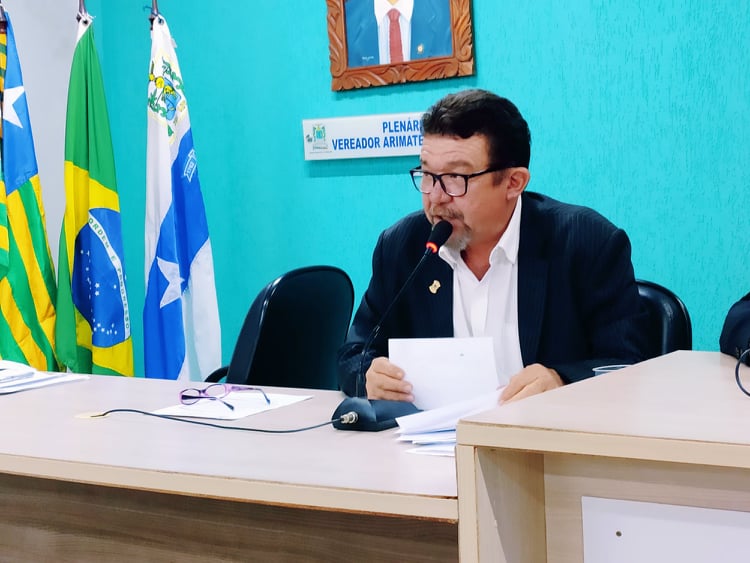 Vereador Carlson Pessoa apresenta vários requerimentos importantes