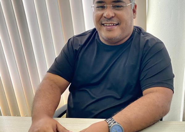 Reeleito para o 2º mandato, vereador Daniel Jackson diz que a cidade exige ações novas