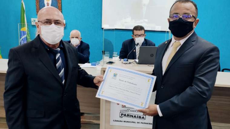 Delegado Carlos Alberto Ferreira do Nascimento é homenageado pela CMP