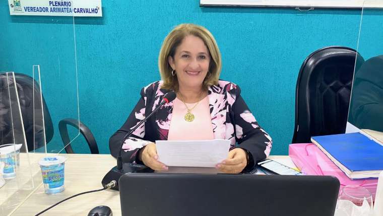 Neta Castelo Branco apresenta moção de louvor em homenagem ao Dia do Radialista