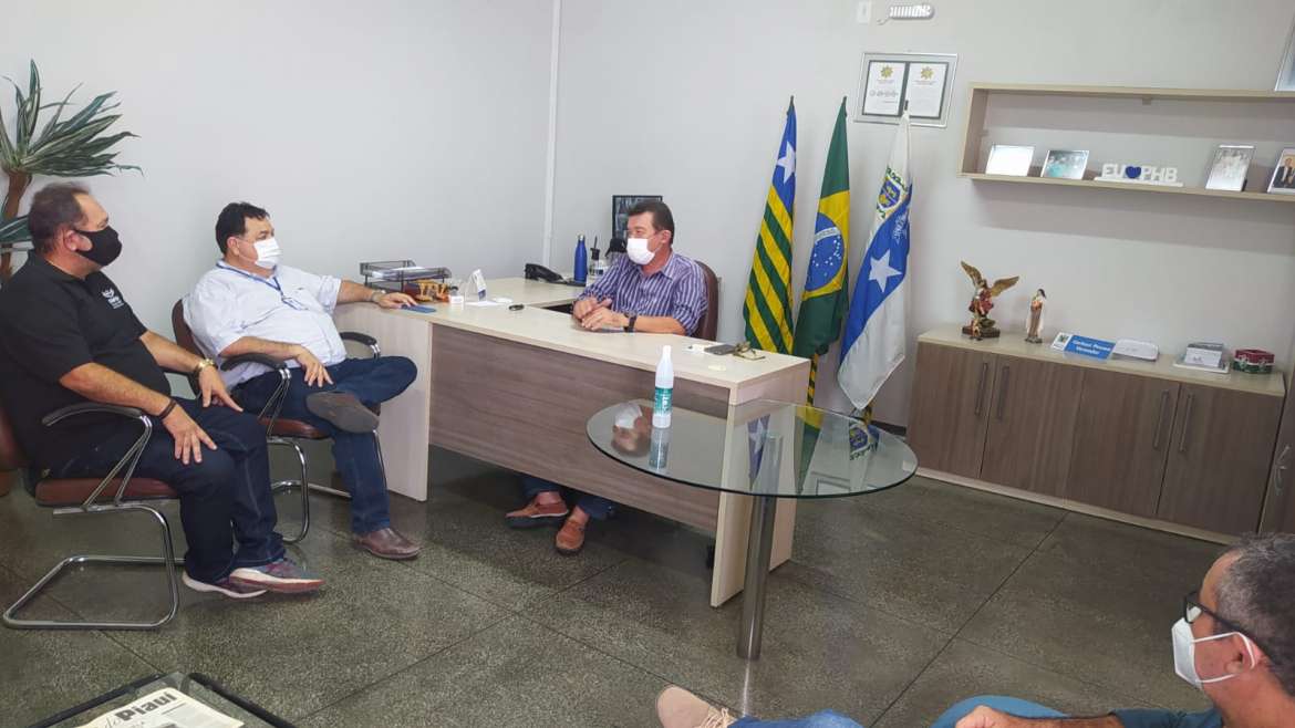 Novo chefe da Embrapa Meio Norte dialoga com o Poder Legislativo