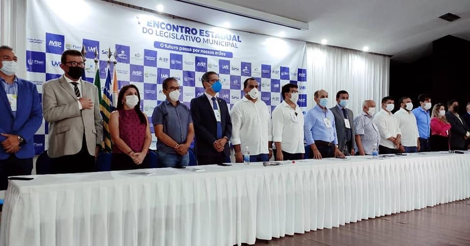 Representantes da Câmara de Parnaíba participam do 1° Encontro da Avep