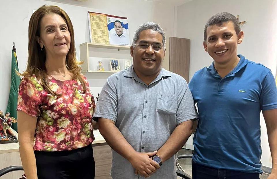 Presidente da Câmara trata da inclusão de assistentes sociais em próximo concurso público