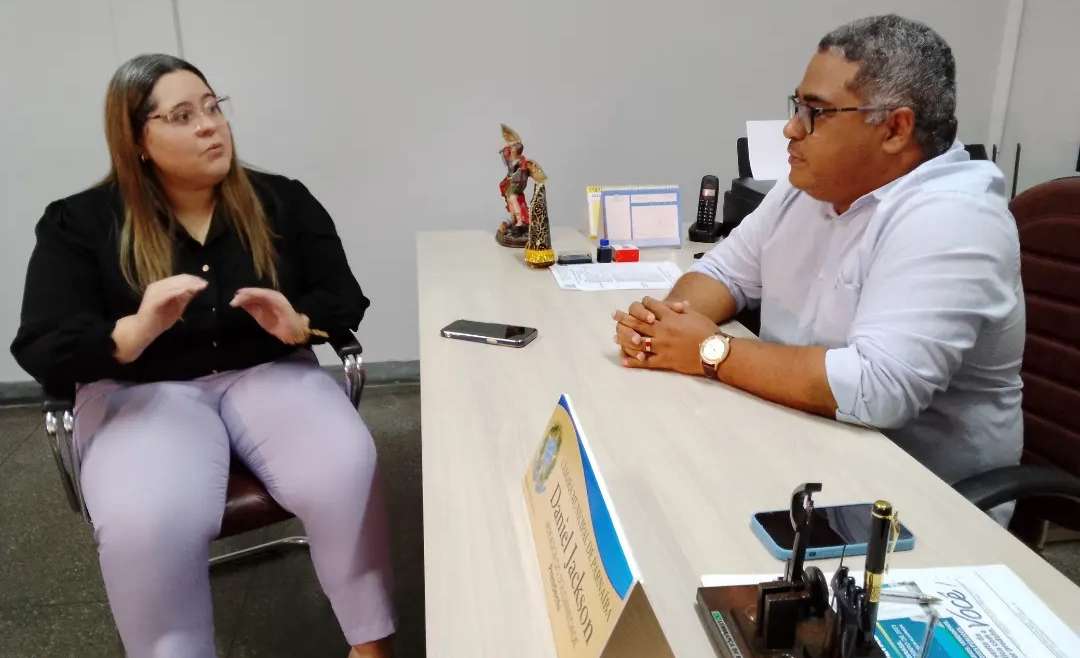 Diretora do Detran-PI participa de reunião na presidência da Câmara
