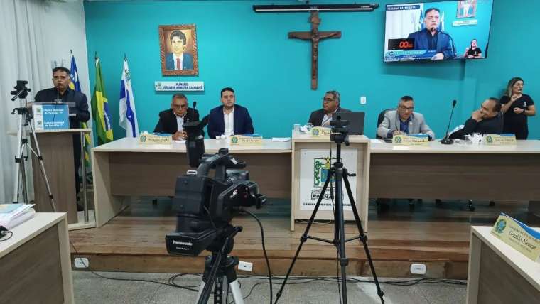 Câmara Municipal aprova diversos Projetos de Lei em sessão ordinária; confira