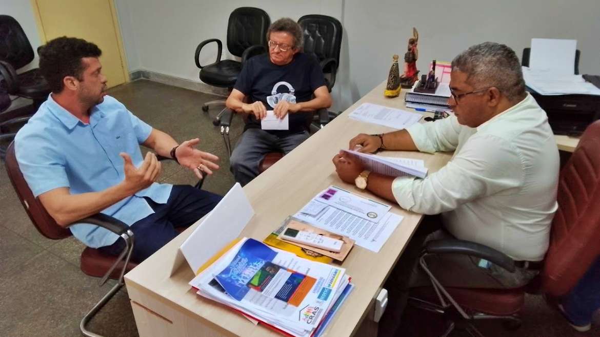Médicos do SAMU buscam correção de defasagem salarial e plano de cargos, carreira e salário