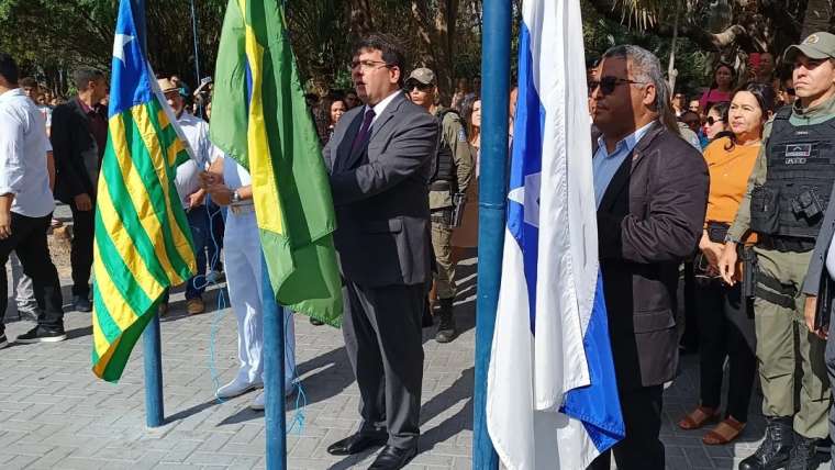 Vereadores acompanham programação por conta dos 201 anos de Independência do Piauí