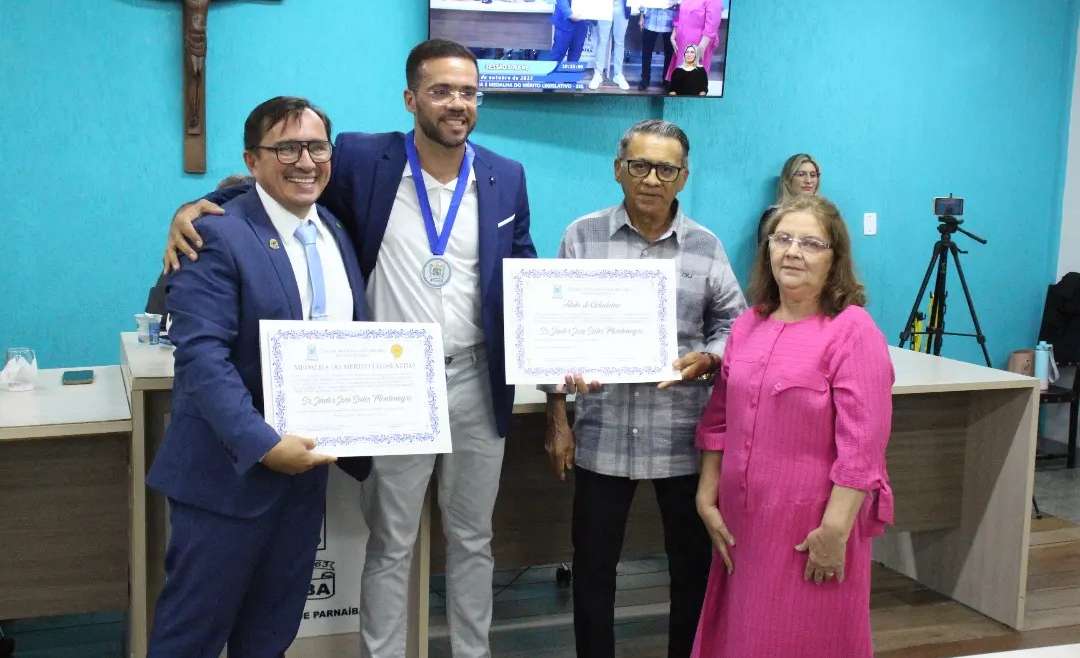 Câmara Municipal entrega Título de Cidadania Parnaibana ao psicólogo Jáder Montenegro