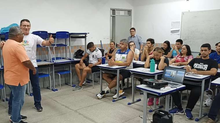 Escola do Legislativo Parnaibano inicia atividades com curso de arbitragem de futebol e voleibol