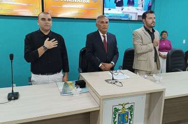 Câmara Municipal entrega Título de Cidadania e Medalha aos senhores Antônio Wagner e Cícero Gomes