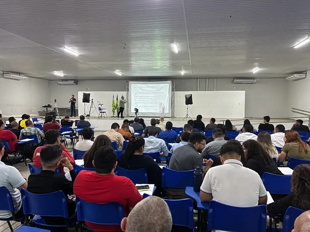 Escola do Legislativo promove curso de Licitações e Orçamento e atrai grande público