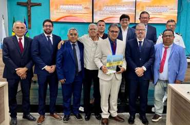 Câmara entrega Títulos de Cidadania e Medalhas do Mérito Legislativo para personalidades de destaque